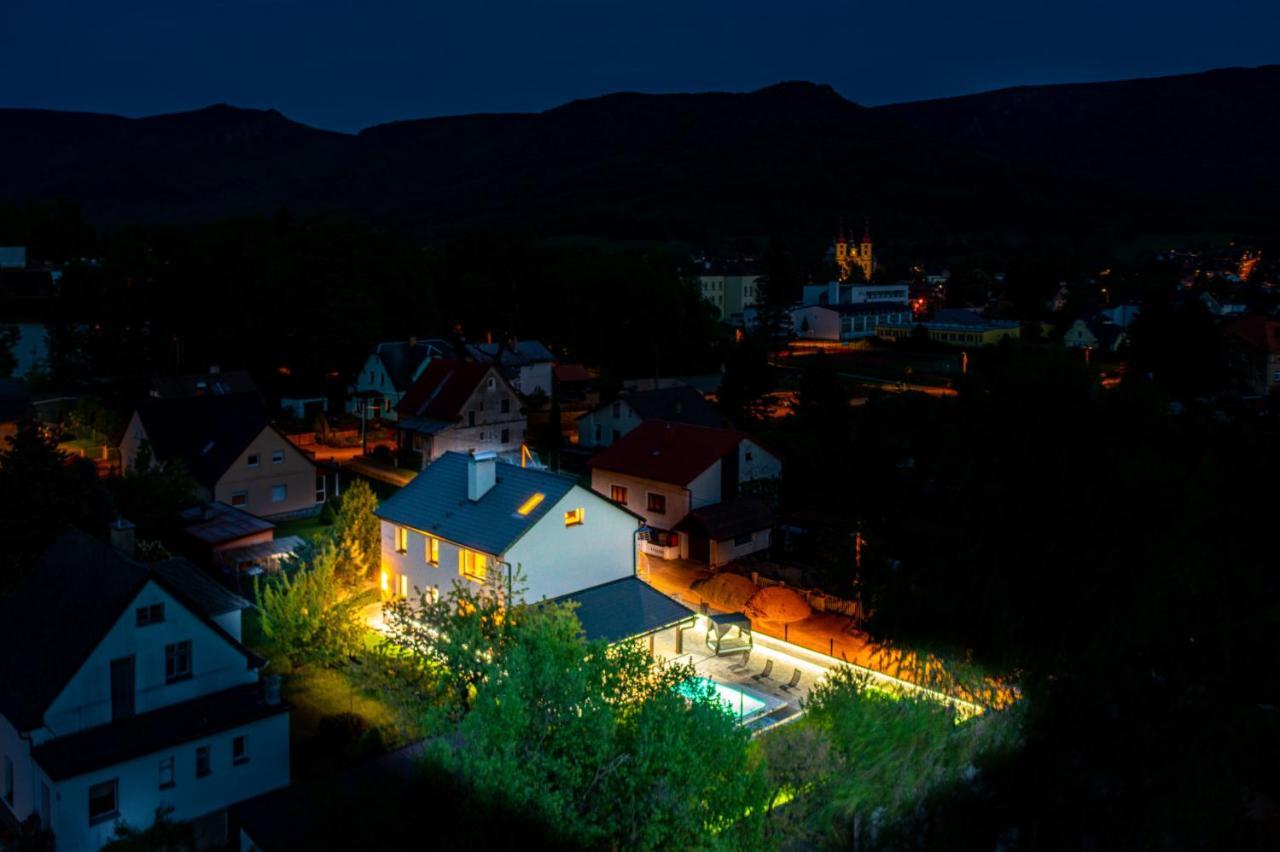 Ferienwohnung Apar7Man Jizerske Hory Hejnice Exterior foto